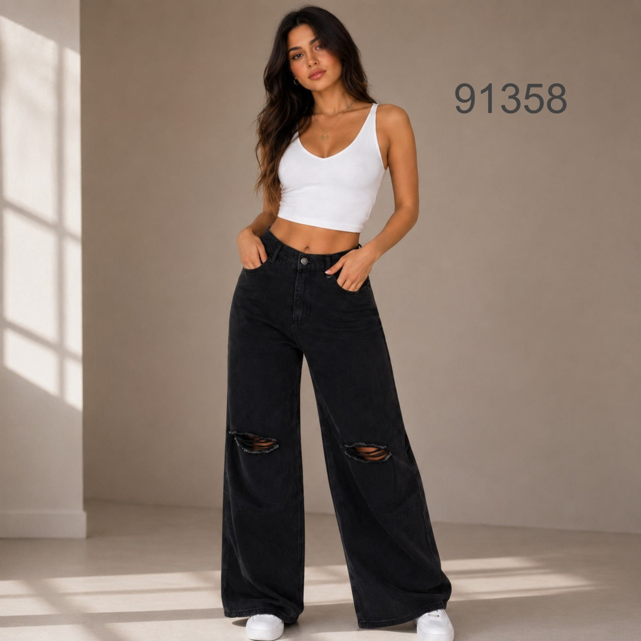 JEANS TIPO BAGGY EN NEGRO