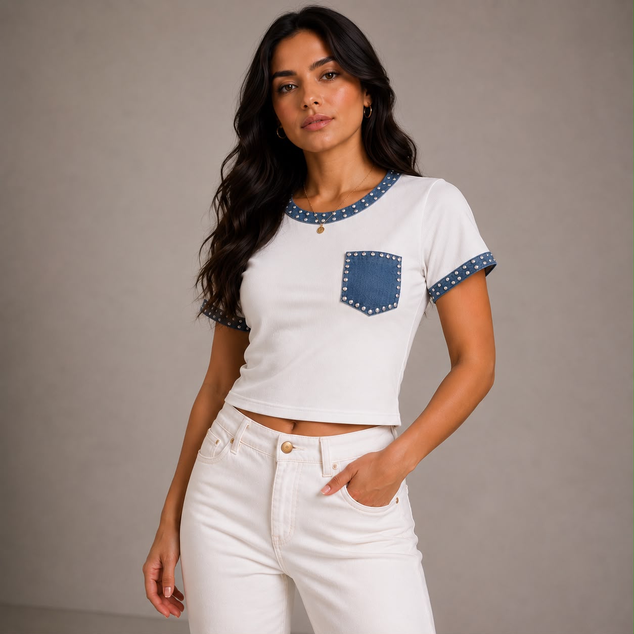 BLUSA CON BOLSILLO AZUL/ Y PIEDRAS