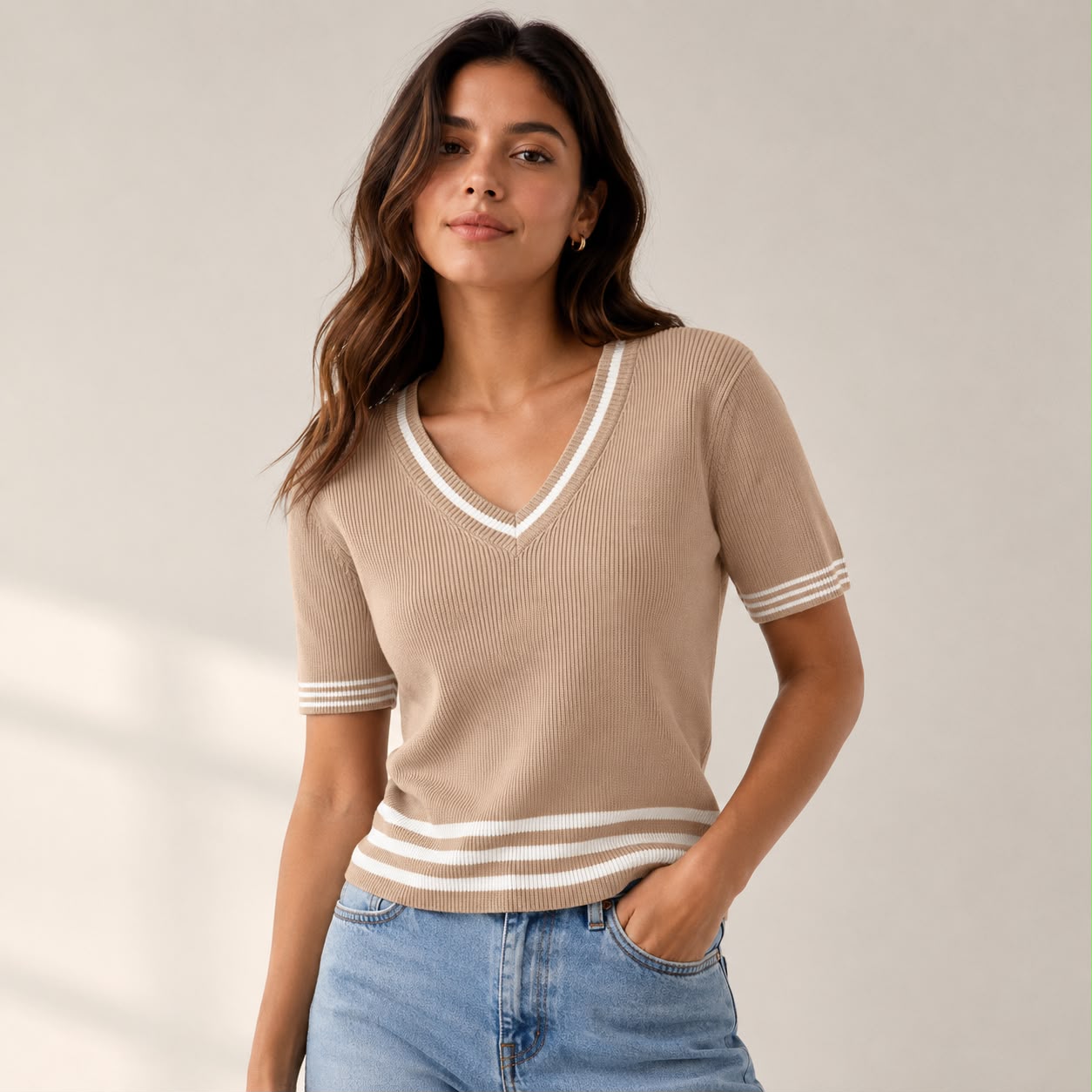 BLUSA EN HILO ESCOTE V