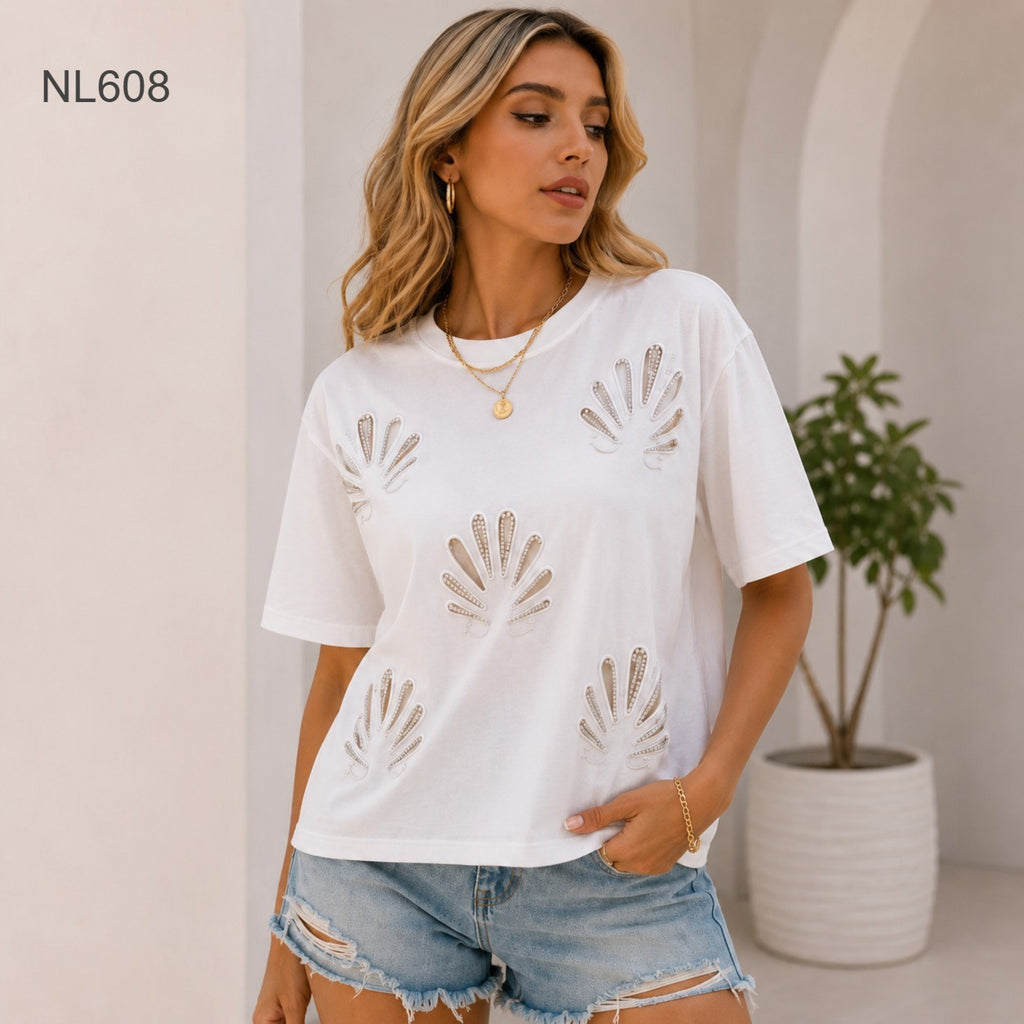 CAMISETA DISEÑO CONCHA CON PERLAS