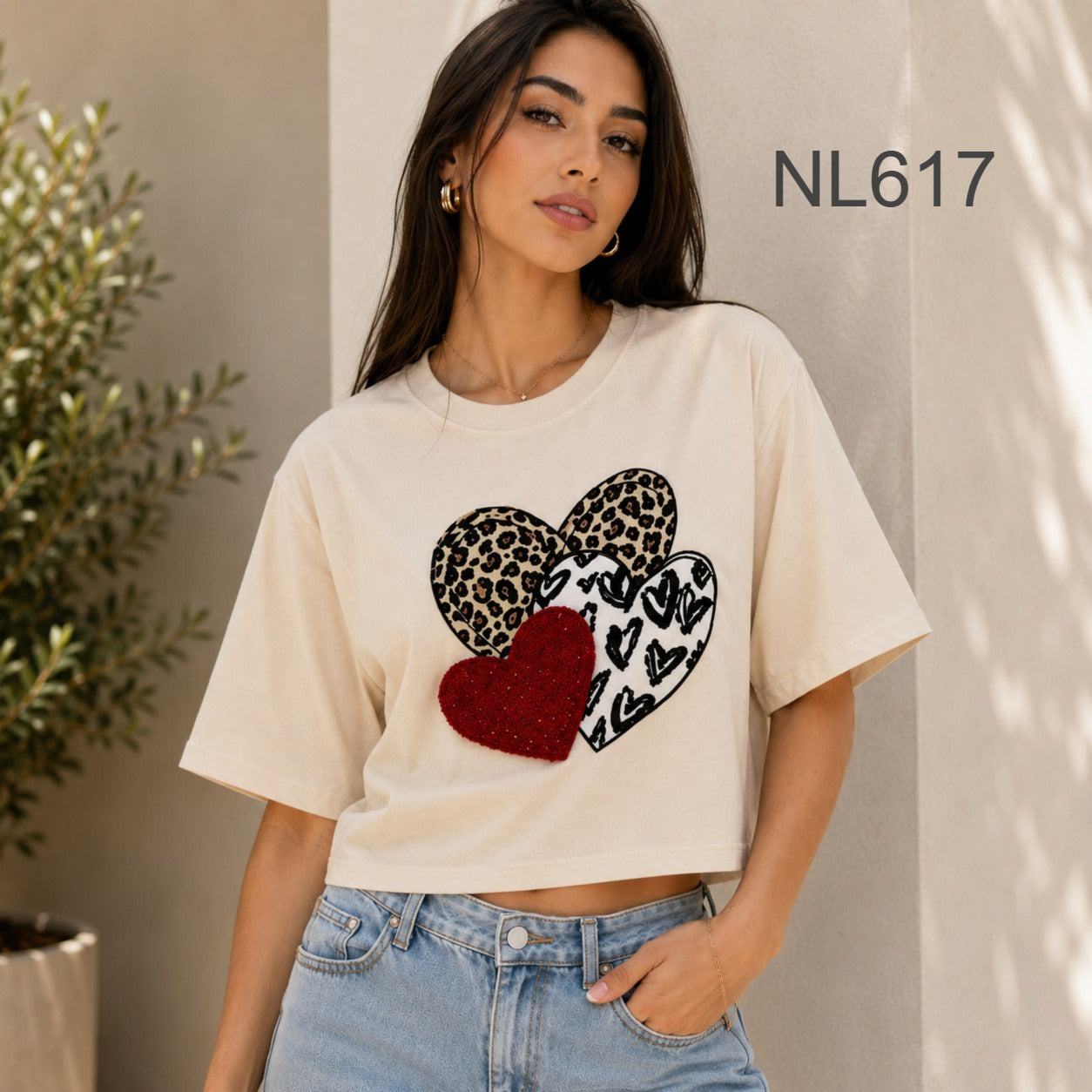 CAMISA CON CORAZONES ESTAMPADOS