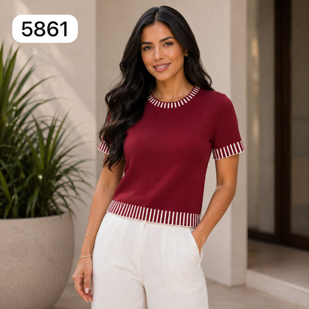 BLUSA EN HILO CON CUELLO REDONDO DE LINEAS