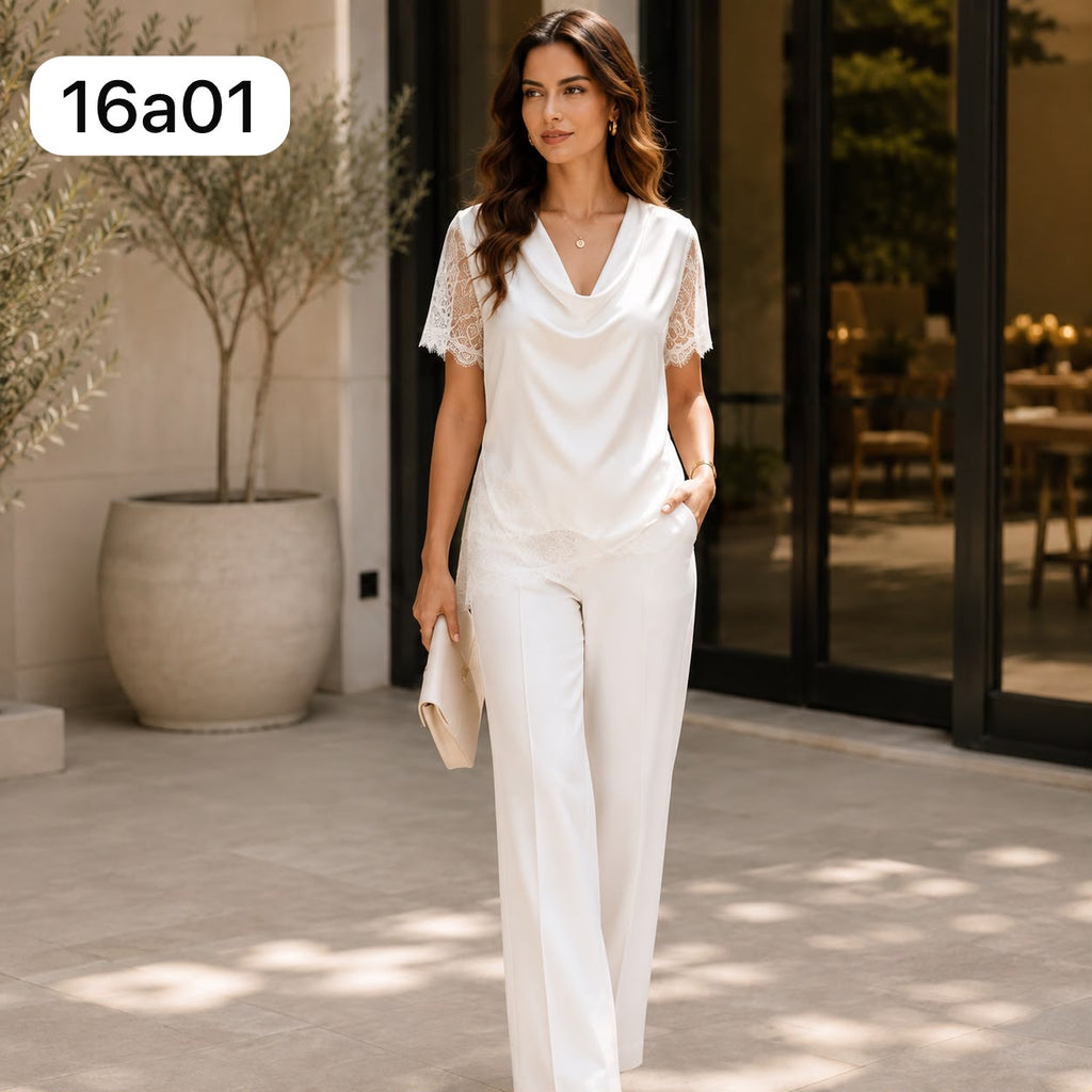 BLUSA CON CUELLO BOBO CON ENCAJE