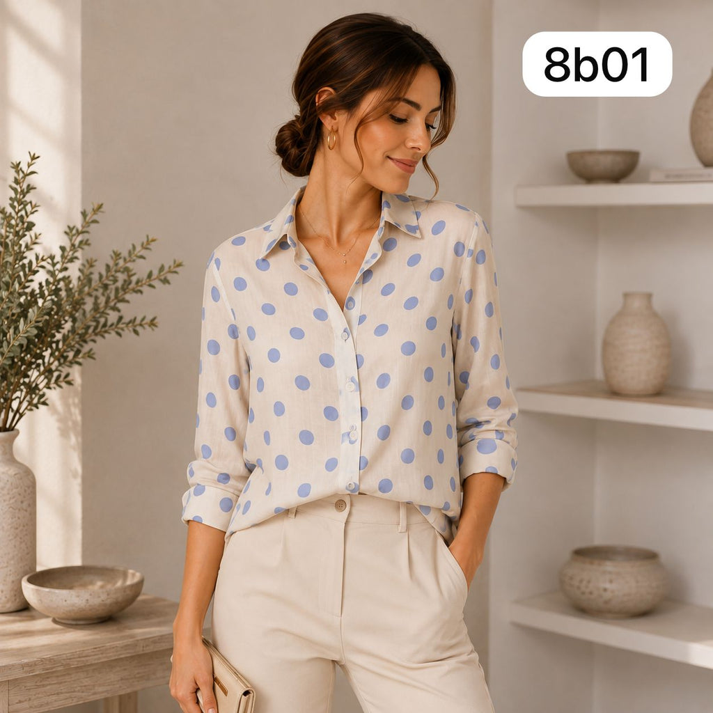 CAMISA ELEGANTE DE PUNTOS CON CUELLO CLÁSICO