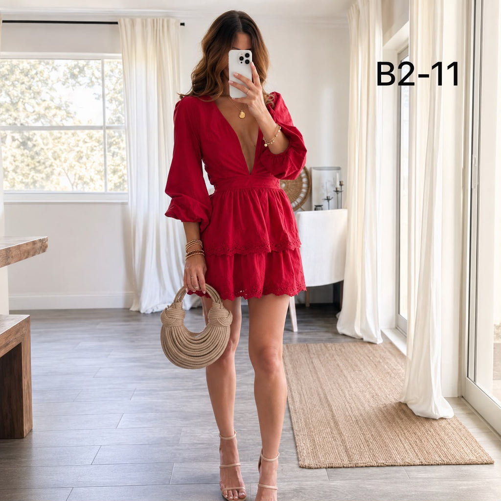 VESTIDO CON ESCOTE EN V